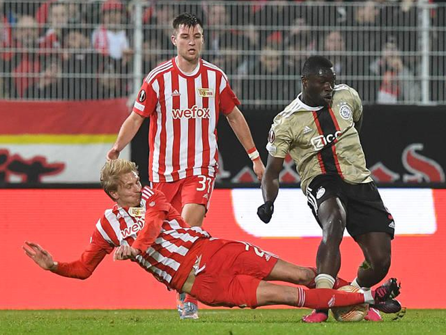 乐鱼国际 -关键时刻阿贾克斯调整名单以备西甲，队长鼓劲环节打磨，更衣室稳定，球探报告显示潜力的简单介绍